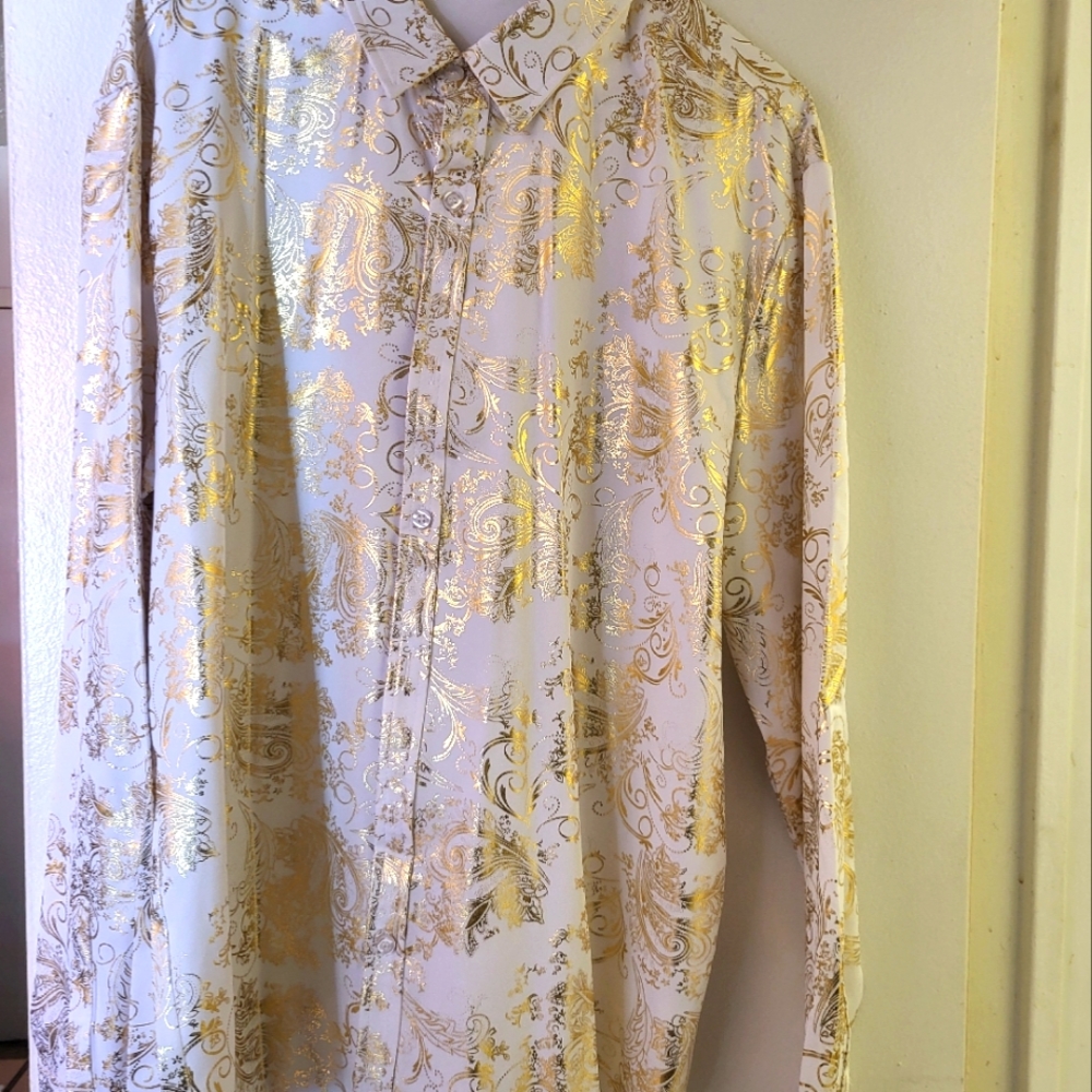 Smooth to the touch, Nuetral wear shirt for Men or Women. White with Gold print.
